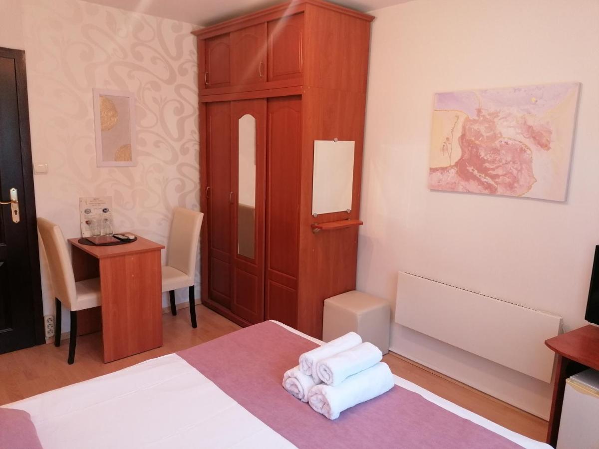 Petkov Family Hotel Blagoevgrad Esterno foto